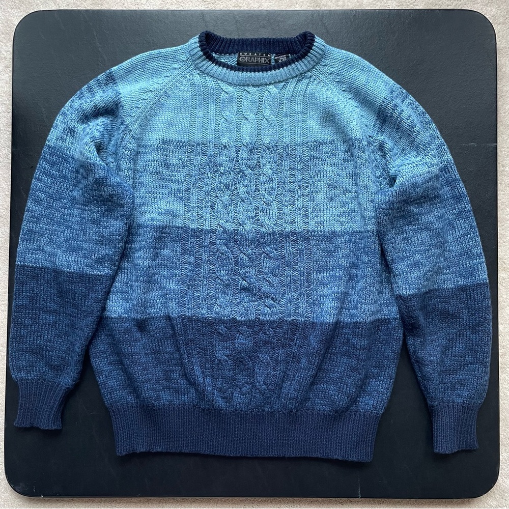 Men's Gradient Blue Crewneck Sweater
